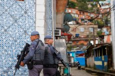 Lei Orgânica das PMs sancionada por Lula dá aval a banho de sangue da polícia