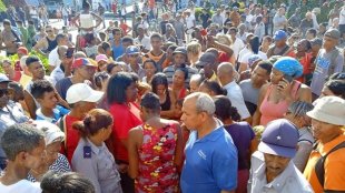 Alina López Hernández: “As pessoas protestam porque passam fome e extrema necessidade”