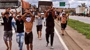 Torcida do Atlético MG desmonta bloqueios bolsonaristas para ver jogo contra São Paulo