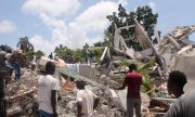 Sobe para 1.297 o número de mortos pelo terremoto no Haiti