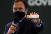 Anvisa aprova material para vacina chinesa e Doria promete compra e distribuição, caso Bolsonaro não o faça