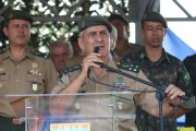 "Não estica a corda", general Ramos impõe condição para Forças Armadas não ameaçarem golpe