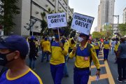 Grevistas dos Correios em Campinas organizam vaquinha para ato em Brasília