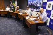 Seguindo Doria, prefeito de Campinas impõe volta às aulas mesmo com recorde de mortes