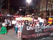 Estudantes da UNIFESP realizam ato contra corte de bolsas do governo Temer