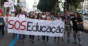 Ex-juiz continua infringindo direitos dos professores concursados no RJ