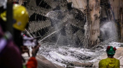 “A gente trabalha com dinamite no túnel, mas muitos não têm adicional de periculosidade”, diz trabalhador de obra do metrô. Confira outros relatos 