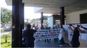 Negligência mata técnica de enfermagem por COVID-19 em MG e trabalhadores protestam