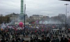 França: Paris se mobiliza em clima de greve geral