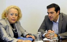 Presidente da Grécia encomenda formação de governo ao Supremo para eleições