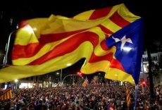 O governo de Rajoy inicia o processo de intervenção na Catalunha