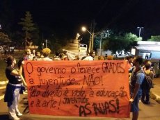 Estudantes da UNICAMP bloqueiam Barão Geraldo contra a redução da maioridade penal