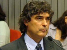 Deputado Giannazi (PSOL-SP) apresenta projeto para contratação de concursados