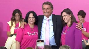 Misógino, Bolsonaro ataca mulheres também no orçamento, cortando verba em até 99%