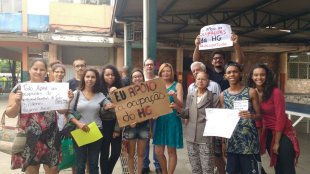 Eleitores do Helena Guerra em apoio à ocupação da escola