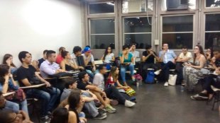 Em Assembleia, estudantes da Comunicação Social da UERJ decidem paralisar suas atividades até o dia 28