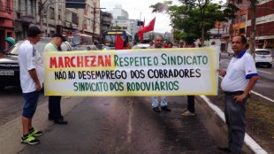 Sindicato dos Rodoviários realiza protesto em Porto Alegre