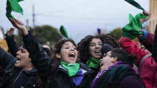Organizar a revolução das filhas contra Bolsonaro e o golpismo