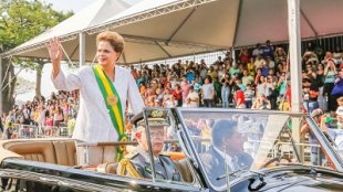 Dilma defende que a situação exige “remédios amargos”