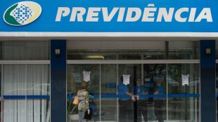 Bolsonaro quer privatizar a administração e perícias de auxílio-doença dos servidores públicos