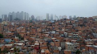 Comparação da renda das famílias brasileiras demonstra racismo estrutural 