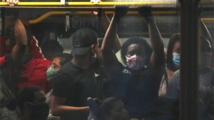 Transporte lotado em São Paulo escancara a hipocrisia da “fase emergencial” de Doria