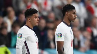 Jogadores da seleção inglesa sofrem ataques racistas após derrota