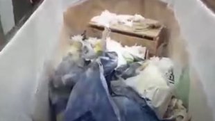 Mãe acha lixo dentro de caixão de jovem obeso que morreu por falta de atendimento em SP