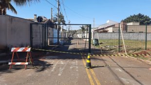 Bairro em Campinas é cercado e impede acesso ao espaço cultural "Casarão"