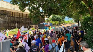 Servidores federais fazem paralisação contra Bolsonaro e a falta de reajuste salarial