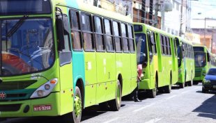 Trabalhadores do transporte público de Teresina anunciam greve após dois meses sem salário