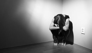 Suicídio é a segunda maior causa de mortes de mulheres jovens em SP