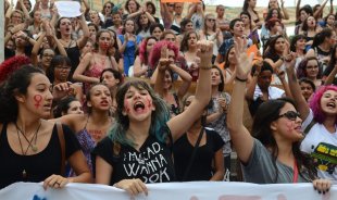 As jovens feministas: nos organizemos contra Bolsonaro, o patriarcado e os capitalistas 