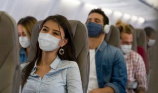 Com aumento de casos, retorna obrigatoriedade do uso de máscaras em aviões