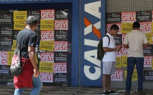 Contra a privatização, bancários da Caixa aprovaram greve para esta terça, 27