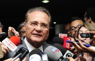 Renan Calheiros defende agenda de ataques no governo golpista de Temer