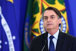 "Fiz a minha parte", diz negacionista Bolsonaro sobre crise e mortes em Manaus