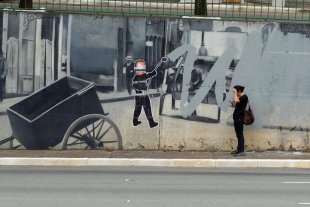 Na guerra contra a arte de rua em SP, Doria quer restringir venda de spray 