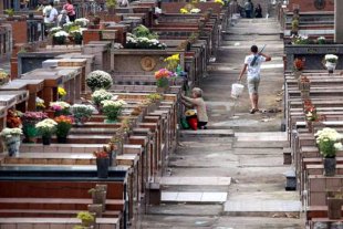Doria quer cobrar taxas anuais de até R$ 600 nos cemitérios, e privatizar 22 deles