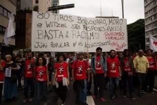 Ato em SP reúne centenas, em repúdio ao assassinato de Evaldo Rosa pelo Exército Brasileiro