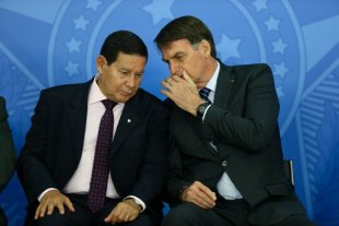 Governo Bolsonaro faz dossiê para espionar servidores opositores, como na ditadura