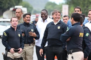 A serviço de Bolsonaro, PF persegue e intima 25 pessoas em Uberlândia 