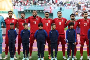 A seleção do Irã não cantou o hino em solidariedade as manifestações em seu país
