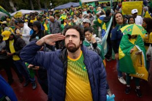 Pesquisa mostra que 75% da população brasileira é contra atos bolsonaristas golpistas