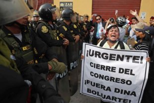 Bloqueios e protestos continuam no Peru sob forte repressão que já ceifou 60 vidas