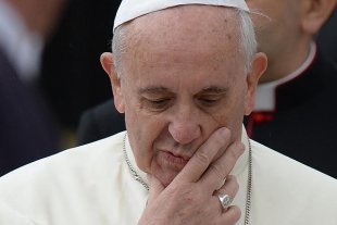 Papa abre discussão para inclusão das mulheres como diácono 