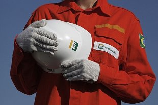 Petroleiros em todo país iniciam mobilização e paralisação contra perda de direitos 