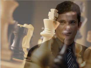 Sergio Moro: a soltura de marqueteiros do PT e a próxima peça do xadrez