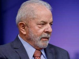 Lula sanciona projeto que autoriza corte de piso de orçamento da saúde em 2023