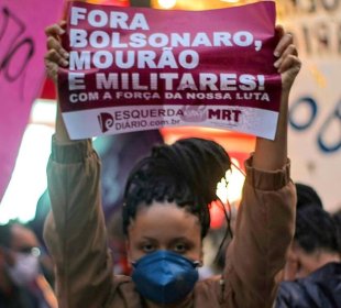 Letícia Parks: "Ameaça golpista de Bolsonaro é para fazer Brasil voltar na época da Casa Grande"